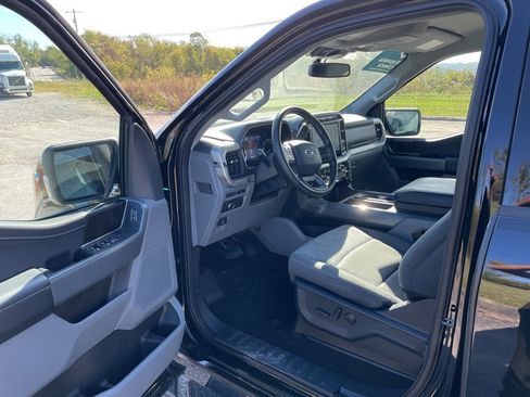 Certified 2022 Ford F150 XLT w/ Equipment Group 302A High image 10