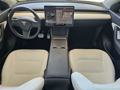 Used 2022 Tesla Model Y Performance AWD/4WD image 15