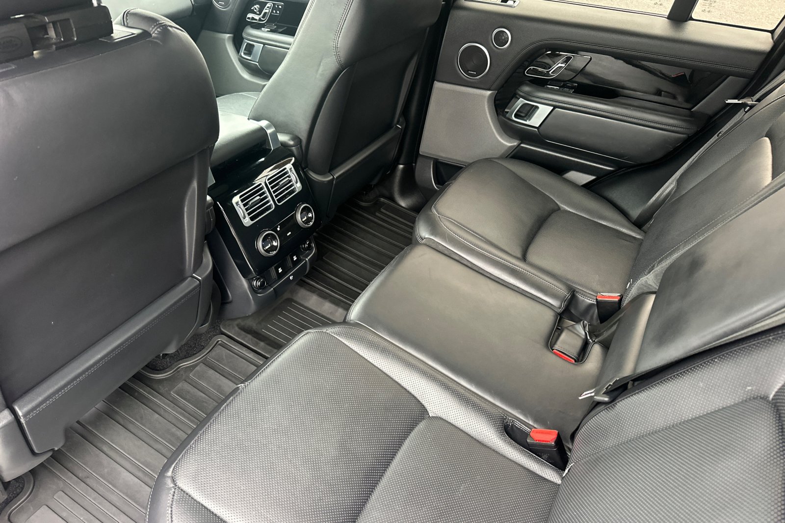 Used 2021 Land Rover Range Rover Westminster Edition AWD/4WD image 11