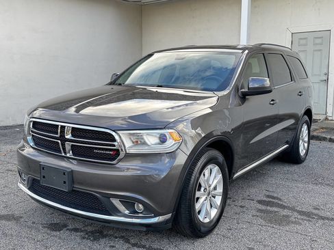 Used 2019 Dodge Durango SXT image 6