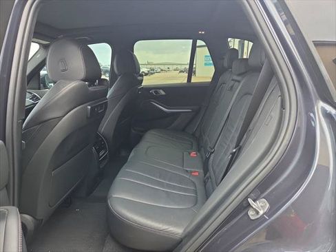 Used 2019 BMW X5 xDrive40i w/ Premium Package 2 AWD/4WD image 13