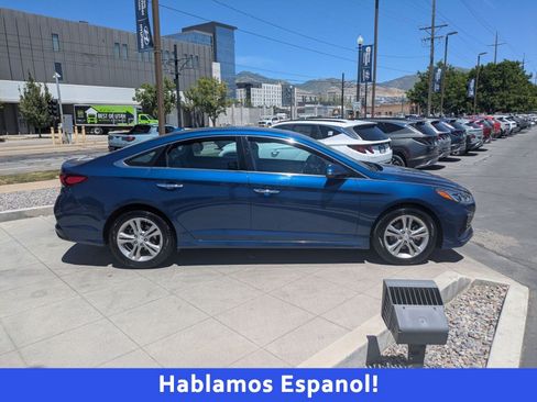 Used 2018 Hyundai Sonata Limited w/ Cargo Package FWD image 2