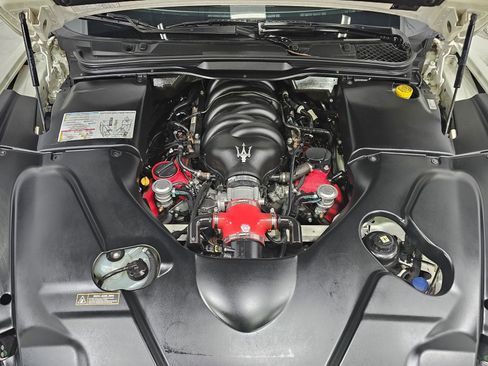 Used 2013 Maserati GranTurismo Sport image 2