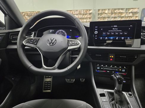 New 2025 Volkswagen Jetta Sport image 16