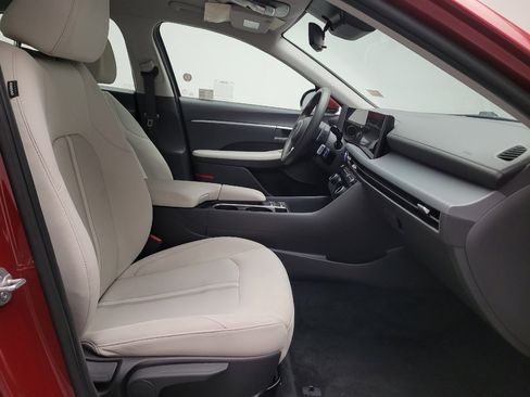 Used 2025 Hyundai Sonata SEL FWD image 21