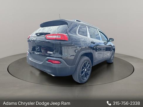 Used 2018 Jeep Cherokee Latitude Plus w/ Comfort/Convenience Group AWD/4WD image 7