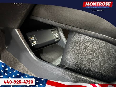 Used 2020 Honda HR-V Touring image 17