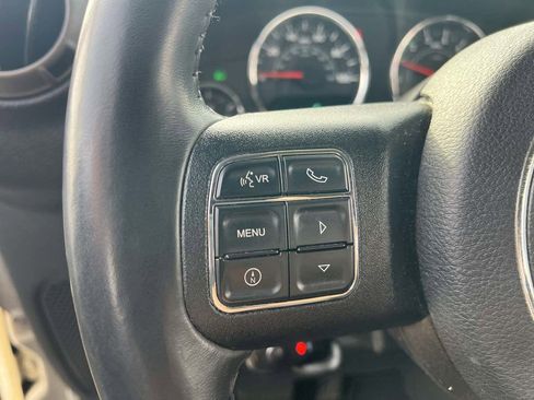 Used 2018 Jeep Wrangler Unlimited Sport w/ Connectivity Group image 17