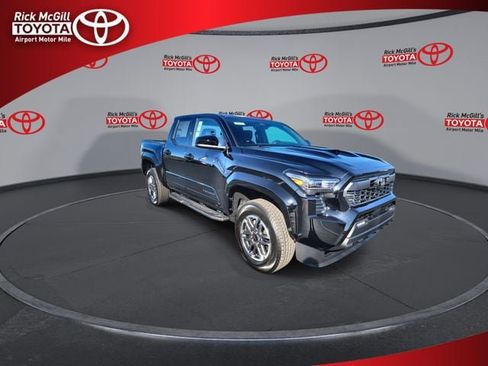 New 2025 Toyota Tacoma TRD Sport image 2