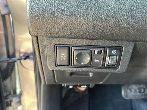 Used 2012 Nissan Versa 1.8 S w/ Plus Pkg image 14