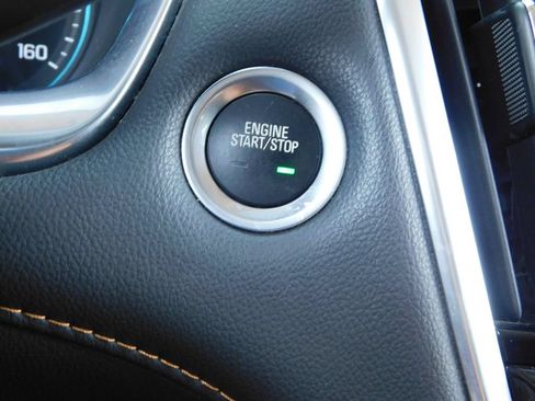 Used 2019 Chevrolet Traverse LT FWD image 39