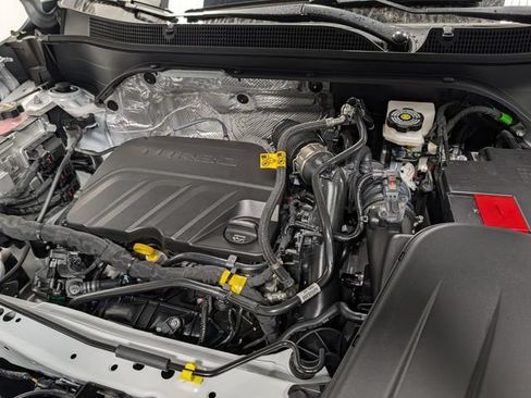 New 2026 Chevrolet Trax LS w/ LS Convenience Package FWD image 24