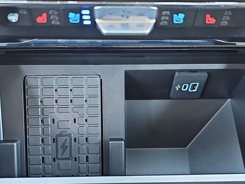 New 2026 Ford F350 Lariat w/ FX4 Off-Road Package image 25