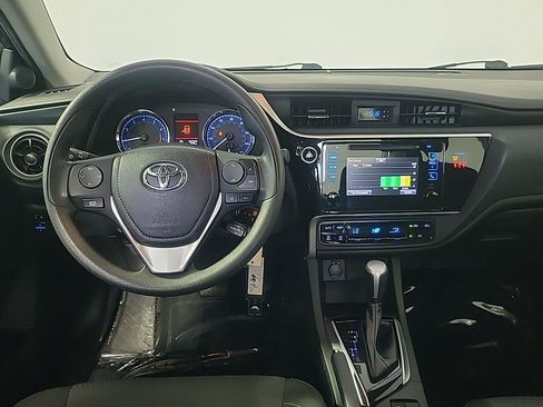 Used 2019 Toyota Corolla LE w/ Carpet Mat Package (TMS) FWD image 19