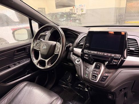 Used 2023 Honda Odyssey Sport image 29