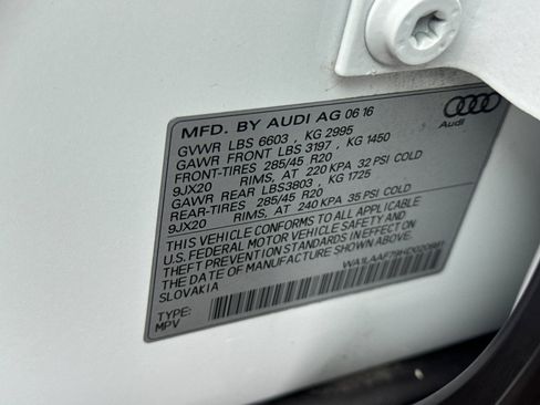 Used 2017 Audi Q7 3.0T Premium Plus image 31