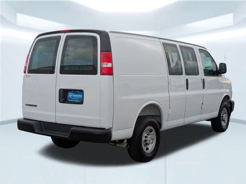 New 2025 Chevrolet Express 2500 w/ Driver Convenience Package image 7