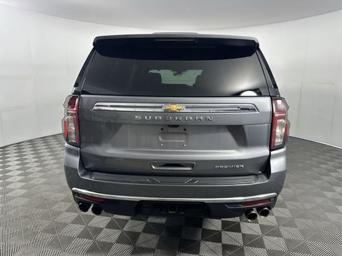 Used 2022 Chevrolet Suburban Premier w/ Premium Package RWD image 14