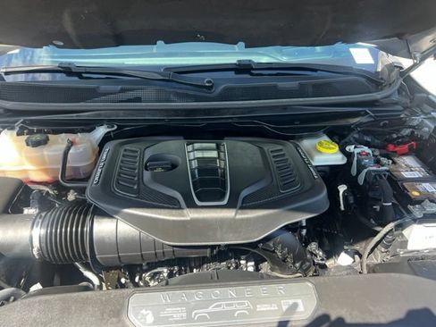 Used 2023 Jeep Grand Wagoneer Series II AWD/4WD image 34