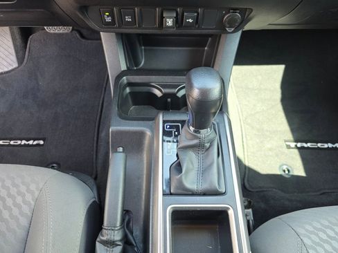 Certified 2023 Toyota Tacoma SR5 w/ Technology Package image 27