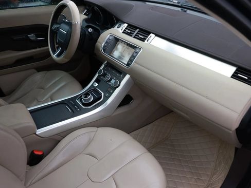 Used 2014 Land Rover Range Rover Evoque Pure Plus AWD/4WD image 25