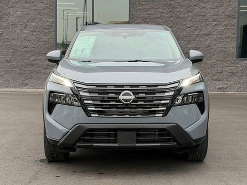 New 2026 Nissan Rogue SV FWD image 10