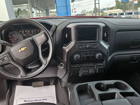Used 2022 Chevrolet Silverado 1500 Custom image 12