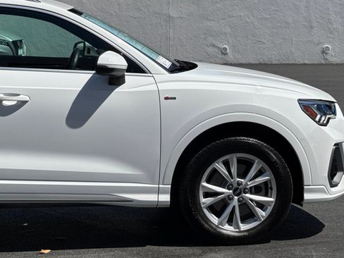 Used 2024 Audi Q3 2.0T Premium AWD/4WD image 35