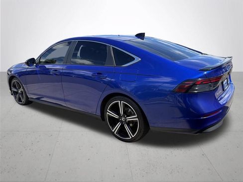Used 2024 Honda Accord Sport image 9