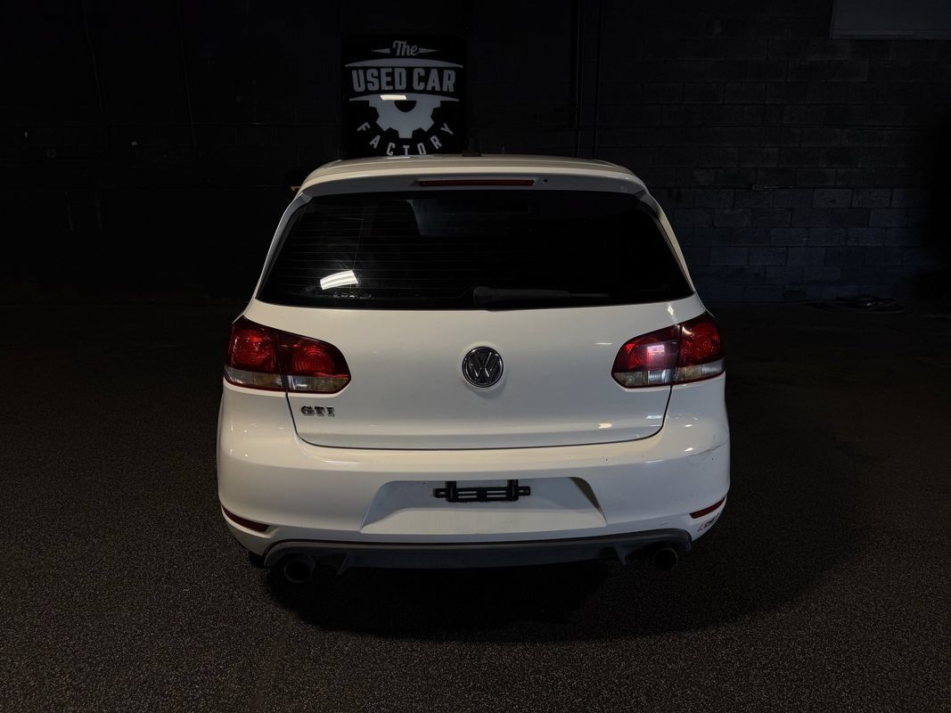 Used 2010 Volkswagen GTI 4-Door FWD image 5