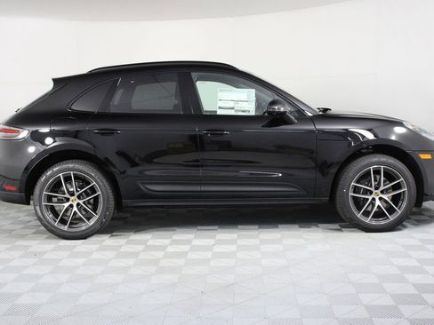 New 2026 Porsche Macan image 8
