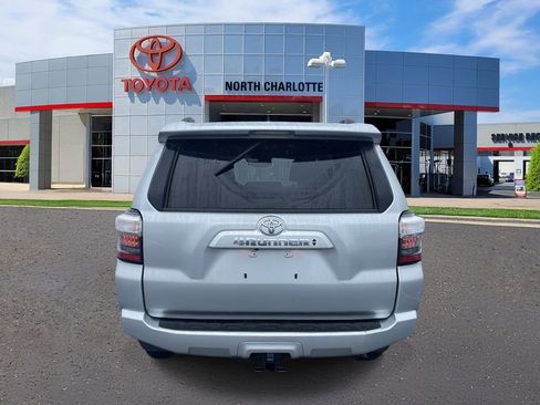 Used 2024 Toyota 4Runner SR5 Premium image 9