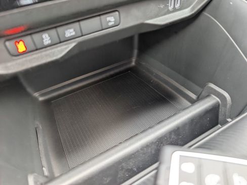 New 2026 Jeep Cherokee Overland image 29