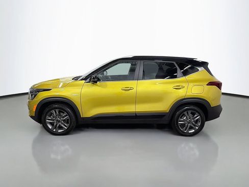Used 2023 Kia Seltos S AWD/4WD image 6