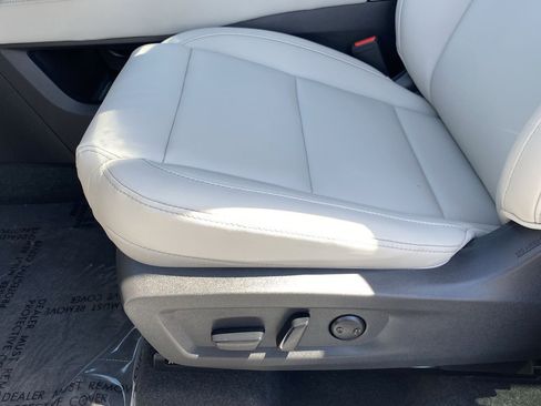 New 2026 Nissan Murano SV AWD/4WD image 30