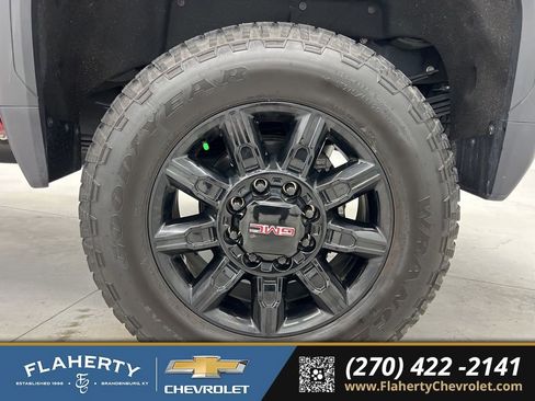 Used 2024 GMC Sierra 3500 AT4 w/ AT4 Premium Plus Package image 21