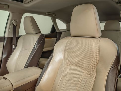 Used 2018 Lexus RX 350L FWD image 33