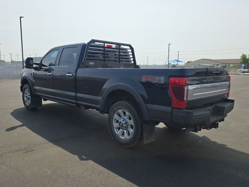 Used 2022 Ford F350 Platinum w/ FX4 Off-Road Package AWD/4WD image 6