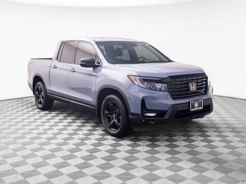 Used 2023 Honda Ridgeline Black Edition image 9