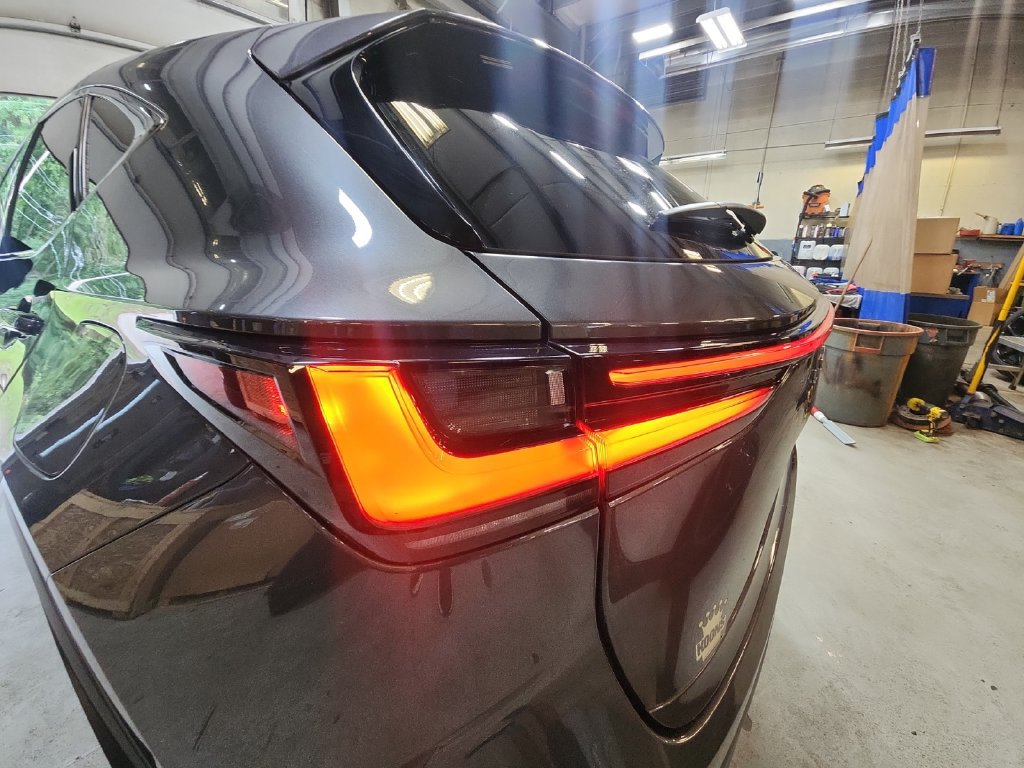 Used 2022 Lexus NX 350h AWD image 32