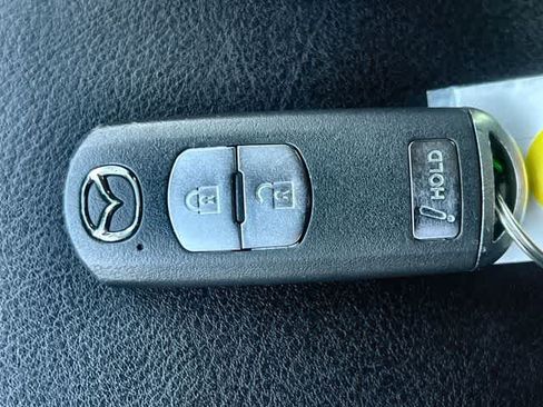 Used 2018 MAZDA CX-5 Sport w/ I-ACTIVSENSE Package FWD image 21
