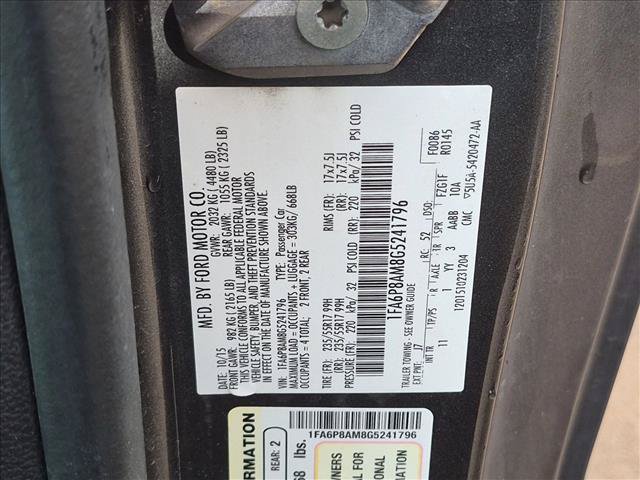 Used 2016 Ford Mustang Coupe RWD image 14