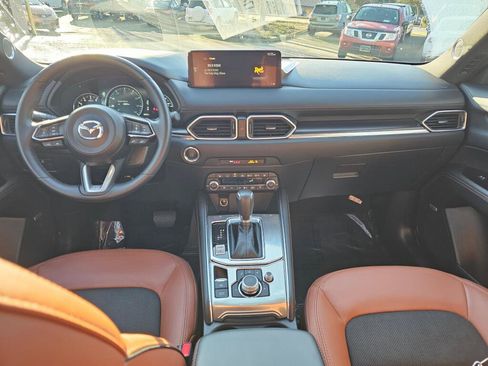 Used 2024 MAZDA CX-5 Carbon Edition image 18