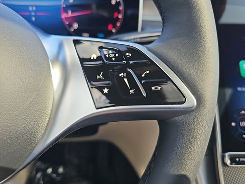 New 2026 Mercedes-Benz GLC 300 image 19