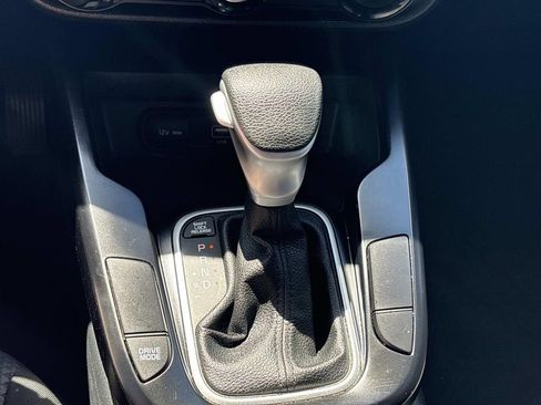Used 2022 Kia Soul LX FWD image 16