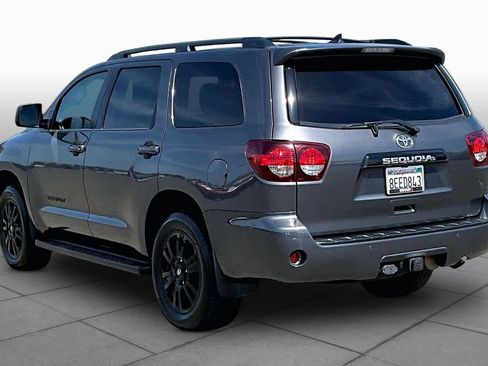 Used 2018 Toyota Sequoia TRD Sport AWD/4WD image 11
