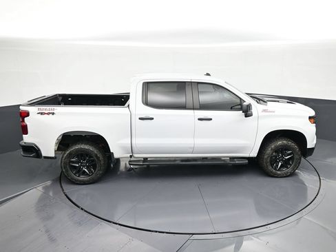 Used 2024 Chevrolet Silverado 1500 Custom Trail Boss AWD/4WD image 17