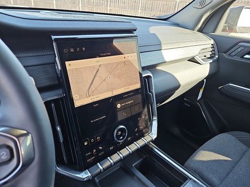 New 2026 GMC Acadia Elevation image 19