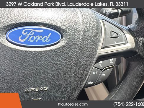 Used 2019 Ford Fusion SE FWD image 39