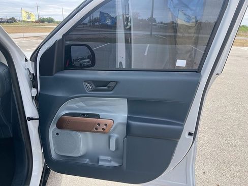 Used 2024 Ford Maverick Lariat FWD image 15
